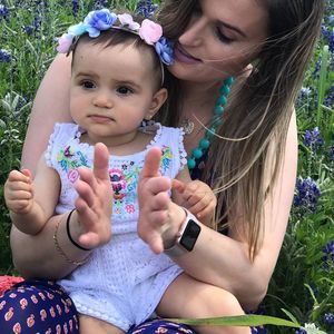 Meet your Posher, Dee